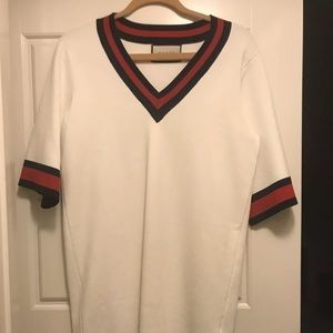 Gucci stretch Cisco’s dress with web